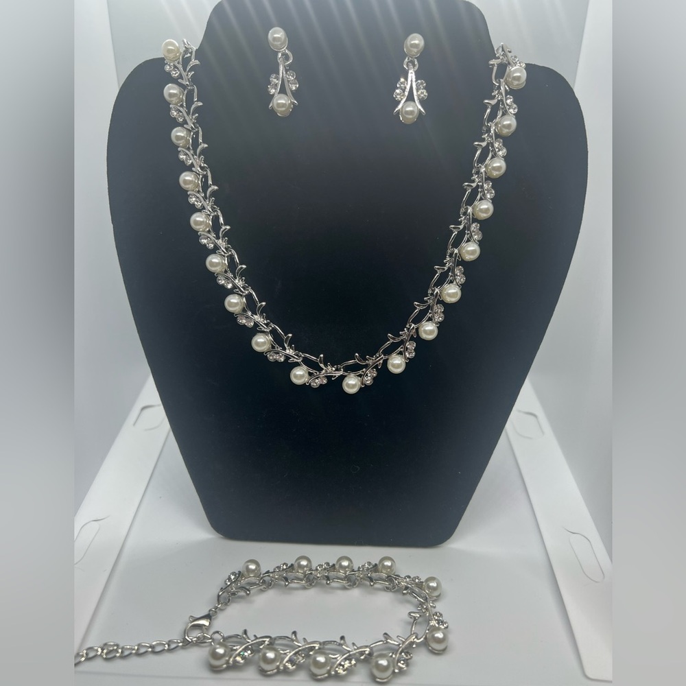 Necklace and earrings